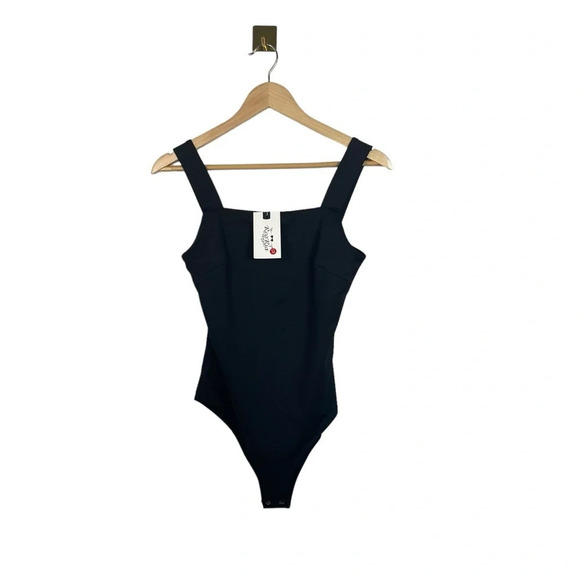 NWT ReoRia Square Neck Wide Strap Bodysuit in Black Size M - Picture 4 of 12